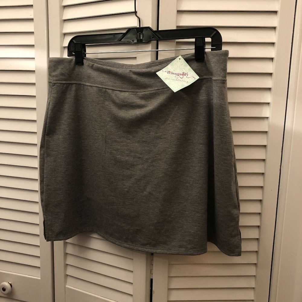 Tranquility solid gray skort, XL